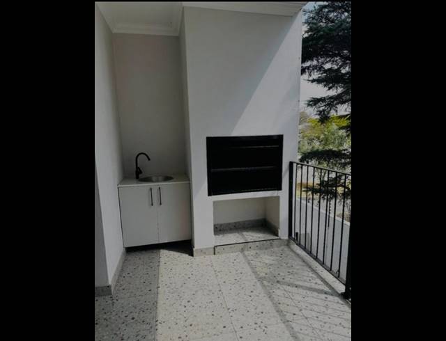 2 BEDROOM PROPERTY TO RENT IN BRYANSTON